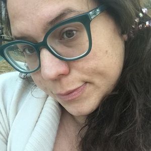 Meet your Posher, Leah